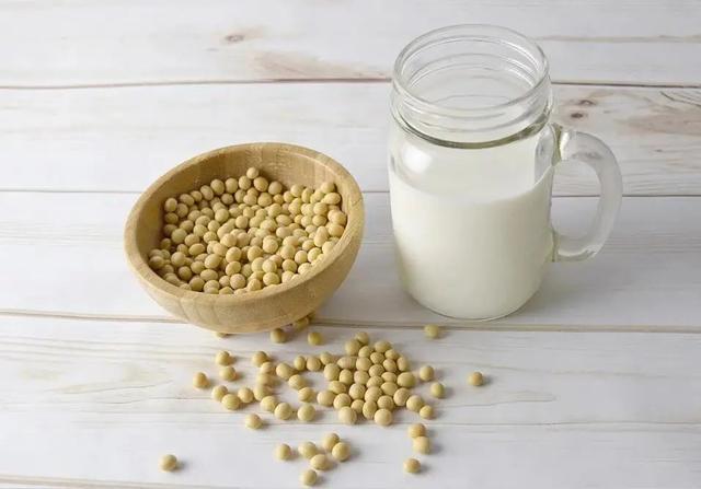隔夜菜会致癌、饭后喝酸奶促消化……这6个饮食误区坑了太多人