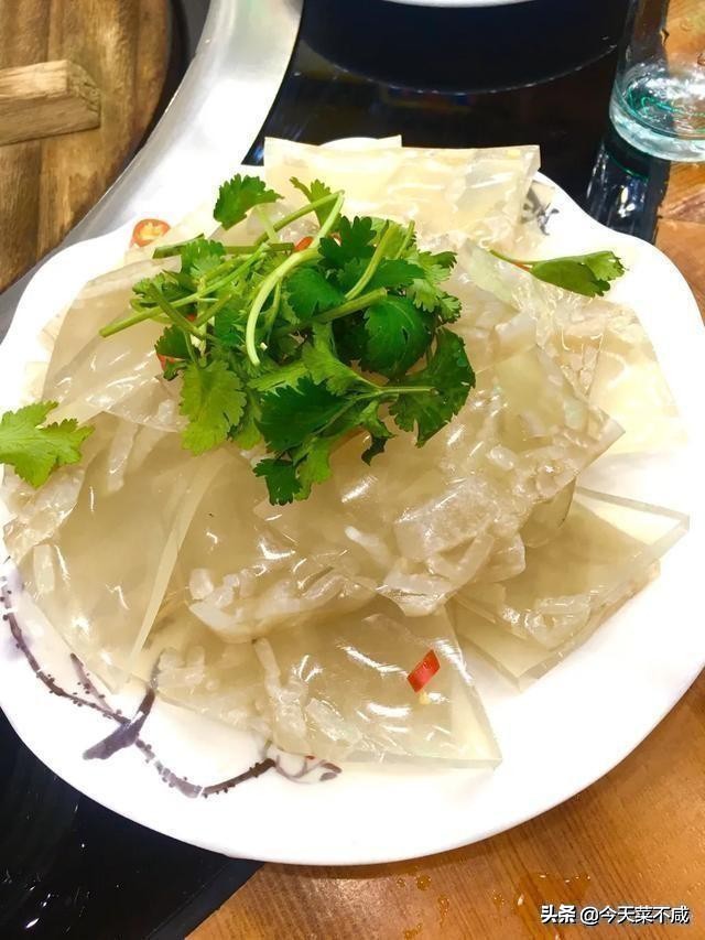 到东北必吃的16道美食,一道锅包肉就能迷倒我们,全是经典味道