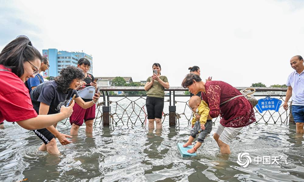 福建厦门遇上天文大潮 沙坡尾秒变“威尼斯”