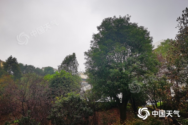 冷空气来袭!湖南未来三天持续阴雨 气温下降注意添衣保暖