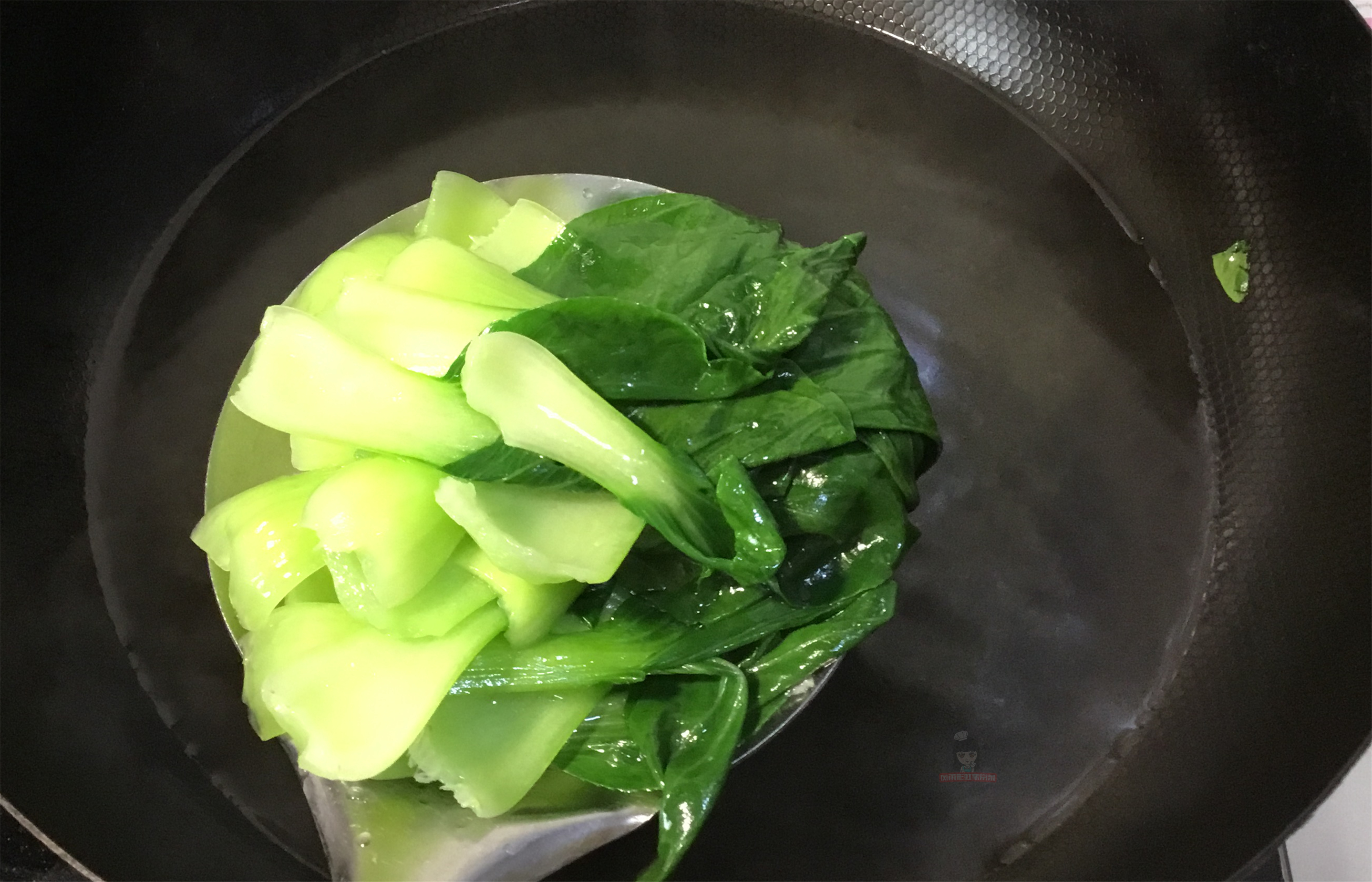 教你做油泼面,技巧和做法告诉你,堪比白鹿原版,真是一绝