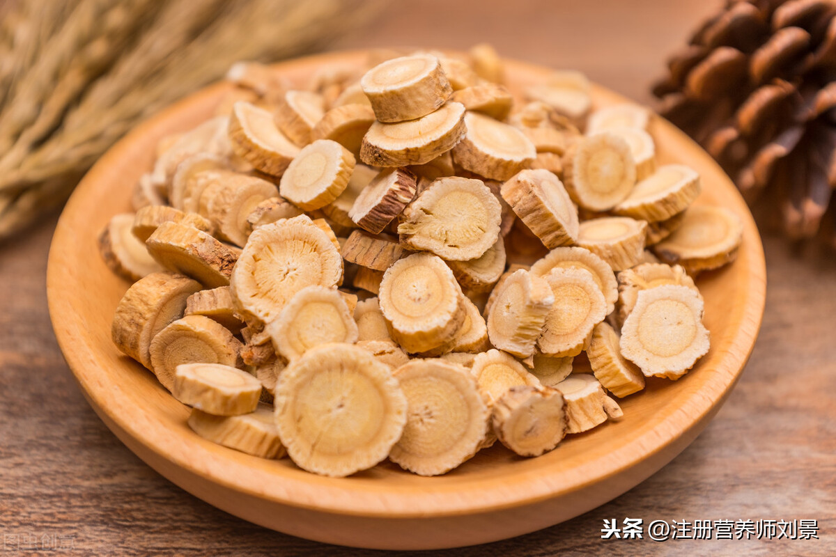 手脚冰凉怎么回事？注册营养师教你药膳食疗“保暖”方法