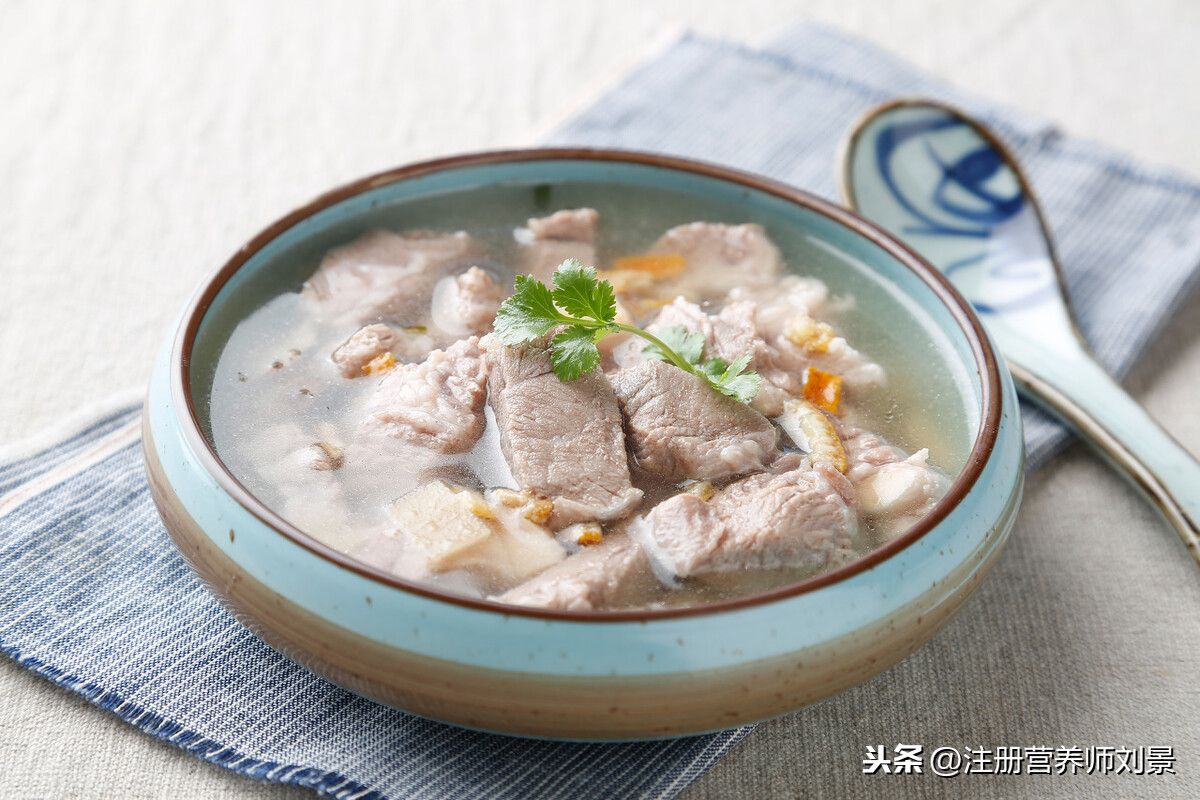 手脚冰凉怎么回事？注册营养师教你药膳食疗“保暖”方法