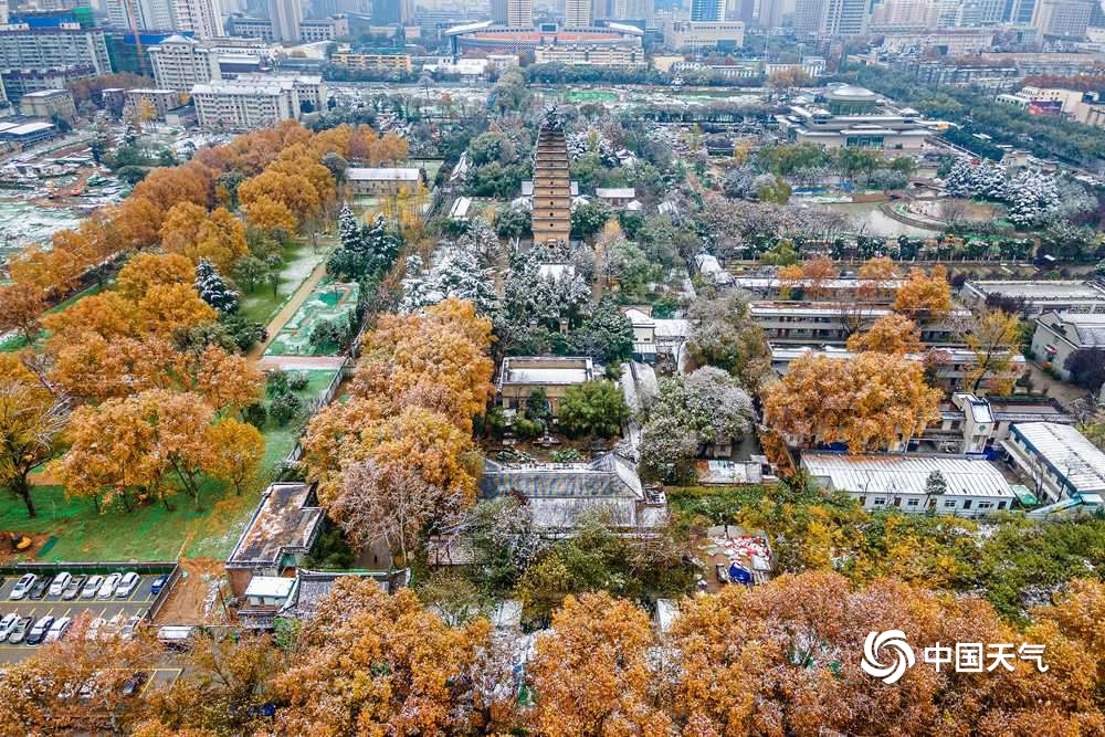 一组图告诉你祖国有多大 南方繁花似锦北方大雪纷飞