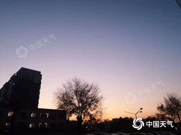 晴冷!今日北京全天北风吹 风寒效应明显需保暖