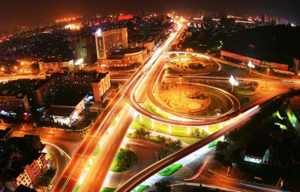 深圳轨道交通将现“两个1000”公里