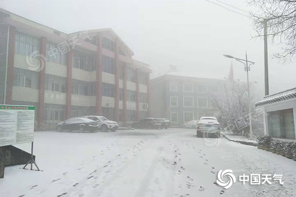 湿冷感加剧！湖南大范围降水降温来袭 常德石门现今冬首场纯雪