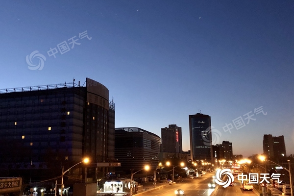 天寒地冻!今天北京北风劲吹 最高气温2℃或创今冬来新低