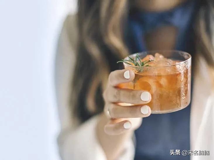 中老年人6大绝招,保护大脑健康,对抗身体衰老