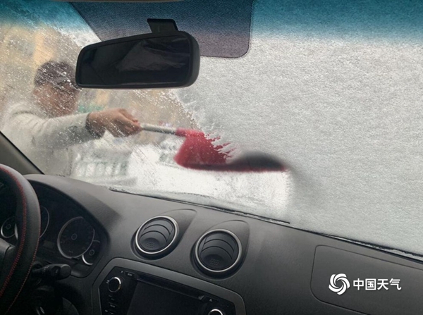 大范围寒潮携雨雪来袭 模拟场景告诉你冰雪天刹车有多难？