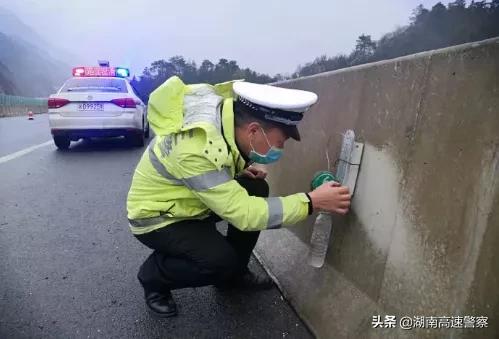 未来三天湖南大部维持低温阴雨(雪)天气!这抹“雪警”,一直守护您的出行平安!