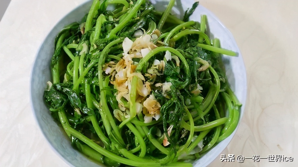 失眠最怕“这道菜”,简单炒一炒,镇定安神,失眠也好了