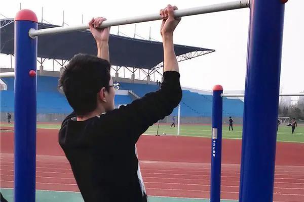 鼻炎反复不好?4个小建议,若能做到位,鼻炎或不敢随意骚扰