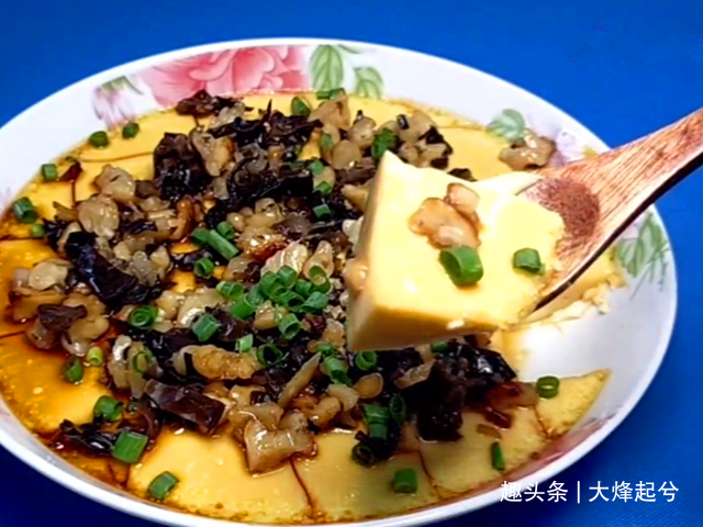 钟南山推荐健康食物核桃，加3个鸡蛋做成鸡蛋羹，出锅女儿吃美了