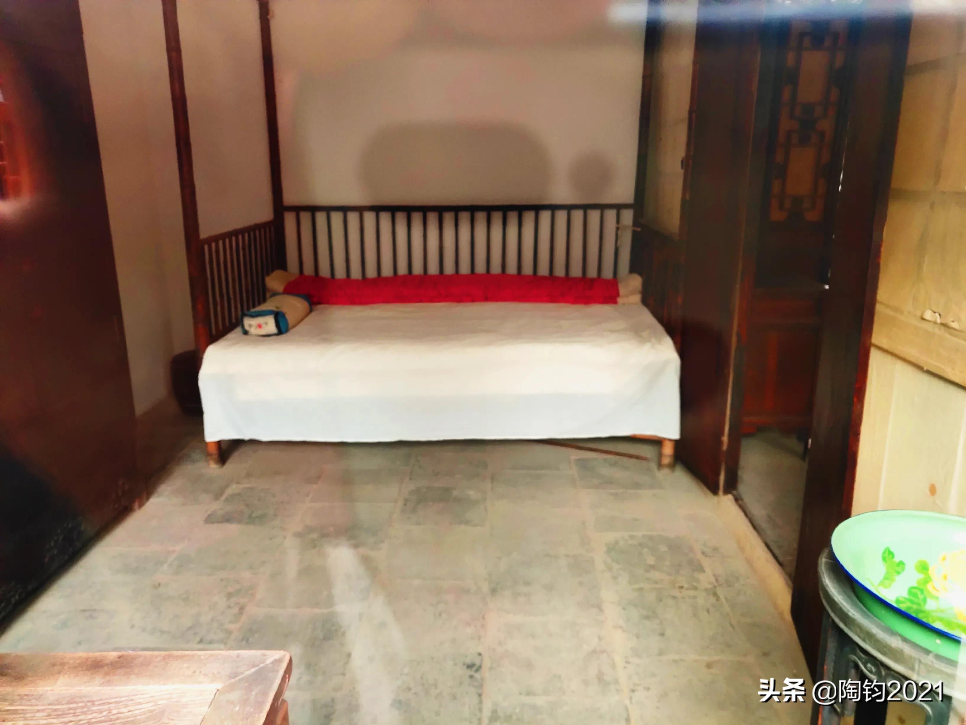 鲁迅当年800银元买的四合院,如今过亿。去看看“长”的啥样