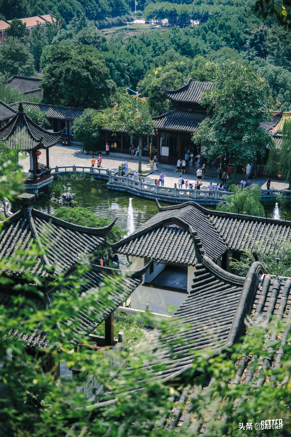 没有什么能让武汉人主动登上黄鹤楼,除了免票