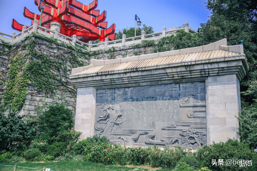 没有什么能让武汉人主动登上黄鹤楼,除了免票