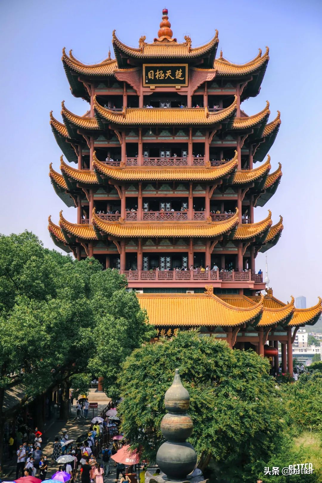没有什么能让武汉人主动登上黄鹤楼,除了免票