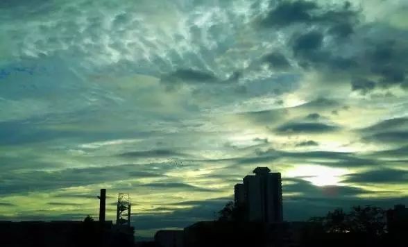 「气象科普知识」天气、气候与人的情绪有什么关系呢?