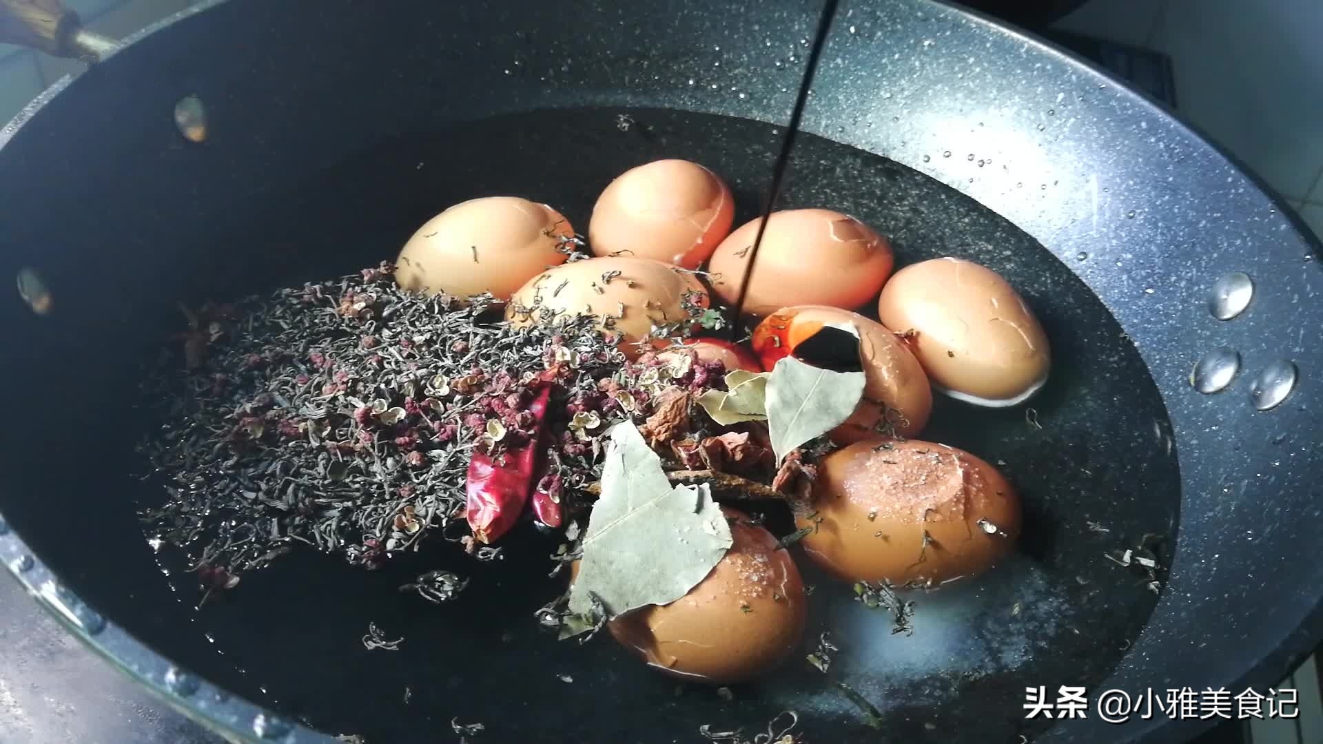 这才是茶叶蛋的正确做法,茶香浓郁,入味可口,学会可以摆摊了