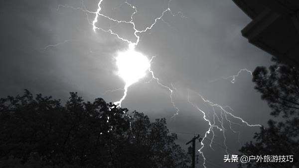 颠覆观念的:暴风雨和闪电知识—野外气象基础知识