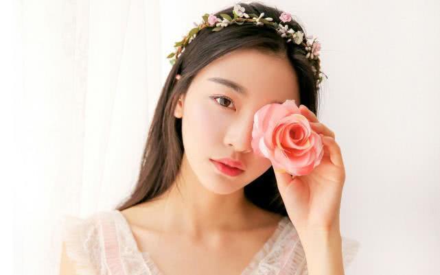 女性衰老的6个“丑态”,若一个都没有,说明你还很年轻