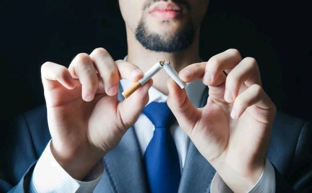 寿命长的男人,一般有“1慢2大3小”的特征,若你也是,恭喜了