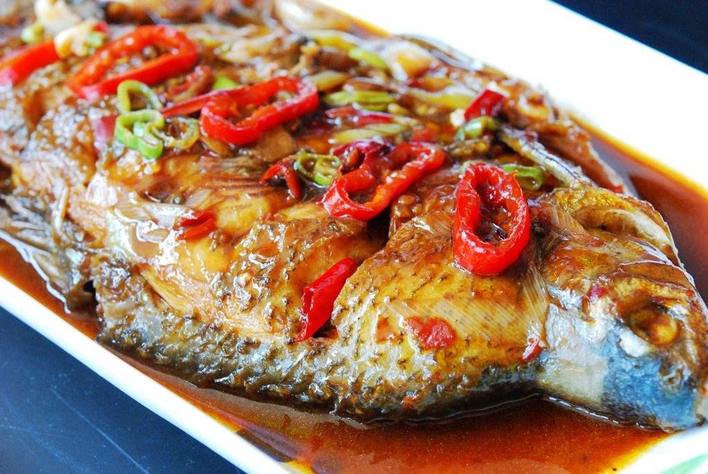 湖北菜为啥一直不温不火?除了一碗热干面,实在想不起其他美食了