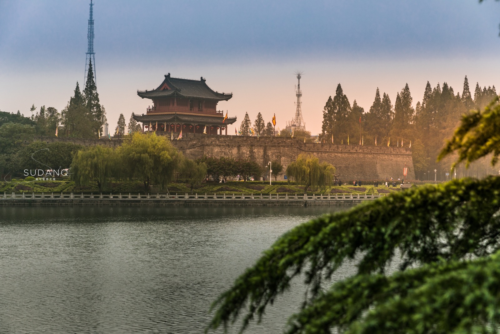 实拍荆州古城:充满烟火气的湖北荆州,居然是一座六国旧都