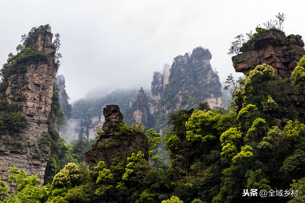 湖南旅游景点推荐：武陵源看风景，崀山看丹霞，韶山追寻伟人足迹