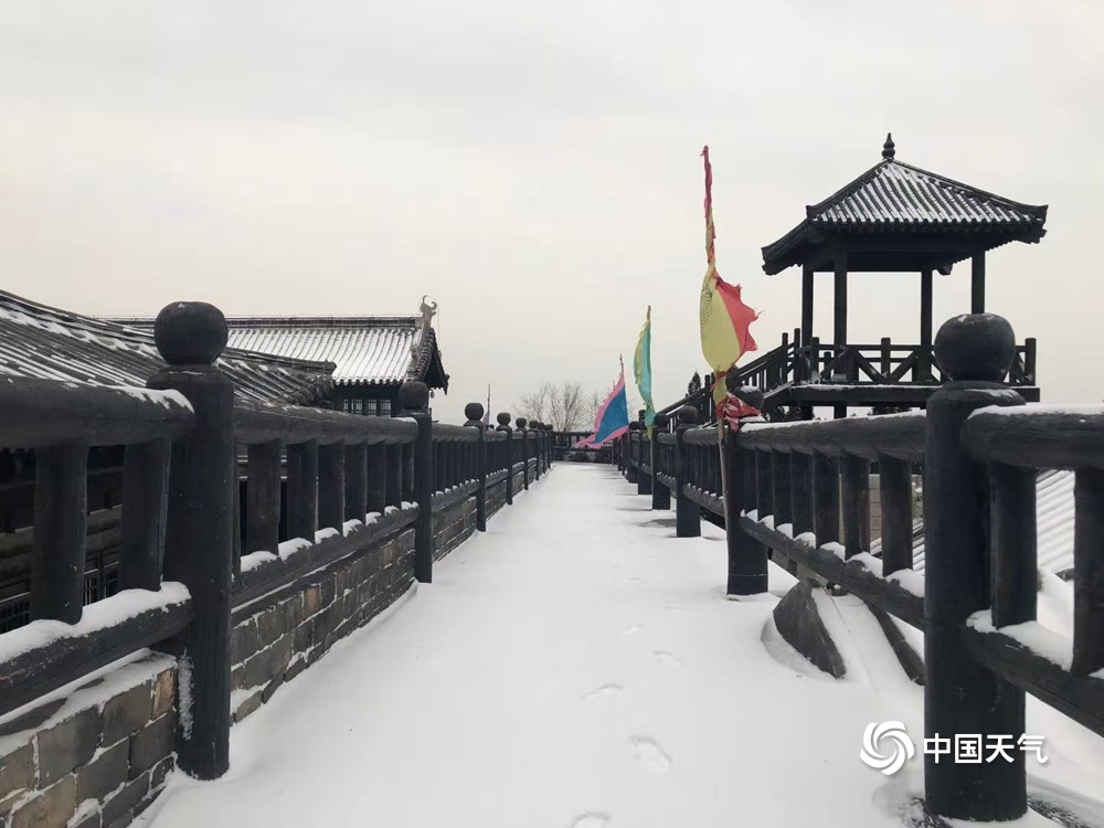 山东多地降雪 淄博潍坊日照现暴雪