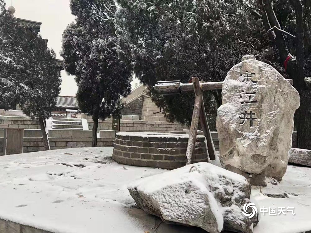 山东多地降雪 淄博潍坊日照现暴雪