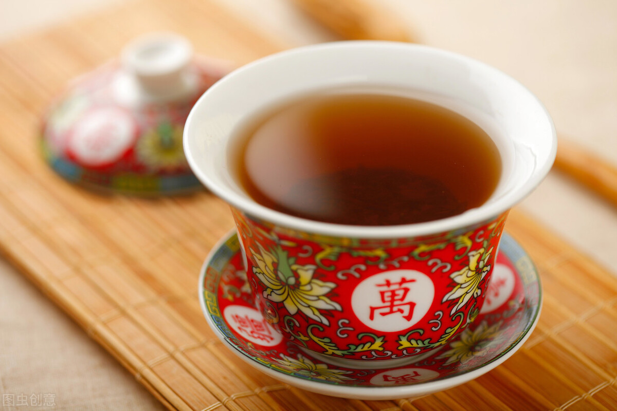 喝茶养生,却也讲究不少,这三杯茶不能喝