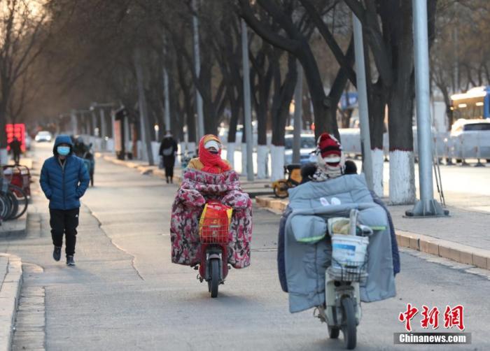 寒潮天气继续影响华南等地 东部和南部海域有大风