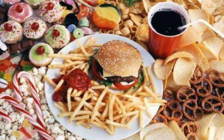 晚餐影响寿命，牢记6个“不能”，养好肠胃，还不长胖