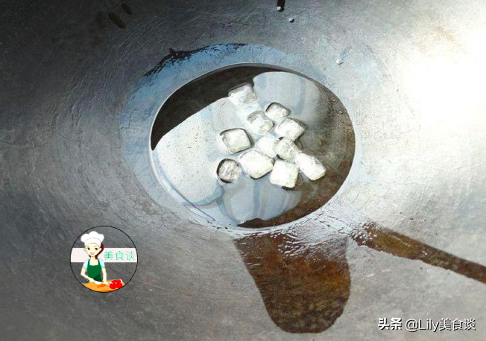 炖猪蹄时,牢记这“3个技巧”,猪蹄软烂鲜香,冬天炖一锅太馋人