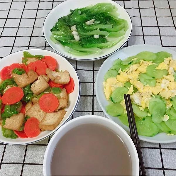 月子期间怎么吃?1-4周饮食建议,吃好了身体恢复快,奶量足