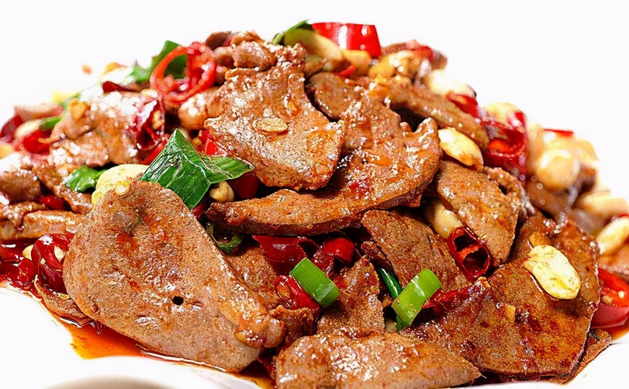 给尿酸高的人提个醒:4种食物再喜欢也要忌口,别让痛风有机可乘