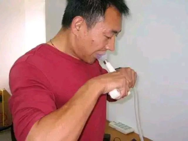 男人40岁后,这几个地方越大往往寿命越长,占一个也要恭喜
