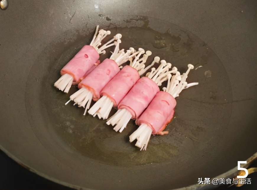 金针菇这样做,鲜香开胃,家宴待客做上一盘,好看又好吃