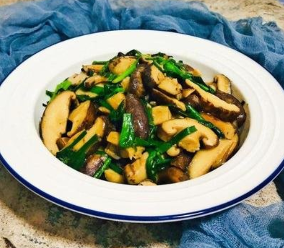 平时少吃米饭,多吃这4样菜,或能清肠养胃,延缓衰老