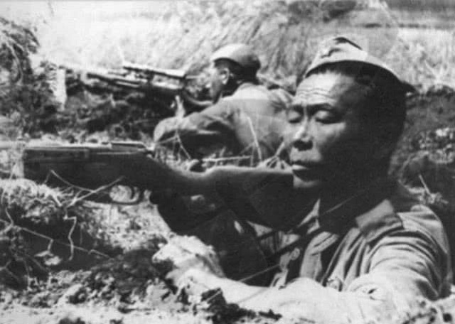 苏联传奇狙击手:黄皮肤、 烟不离手,杀敌368个