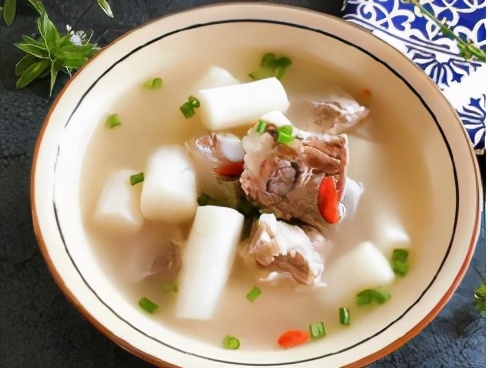 气虚犯懒、血虚脱发，这4个食谱帮你气血充足