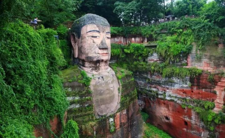四川旅行必打卡的12个景点,去过你就算没白来四川