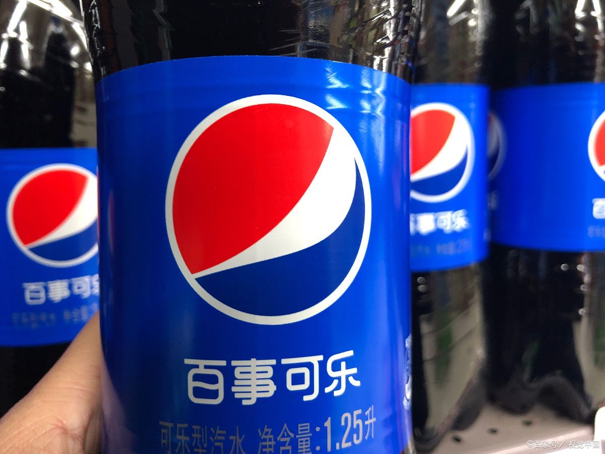 碳酸饮料虽好喝,但长期饮用却对身体有6大危害,你还敢继续喝吗
