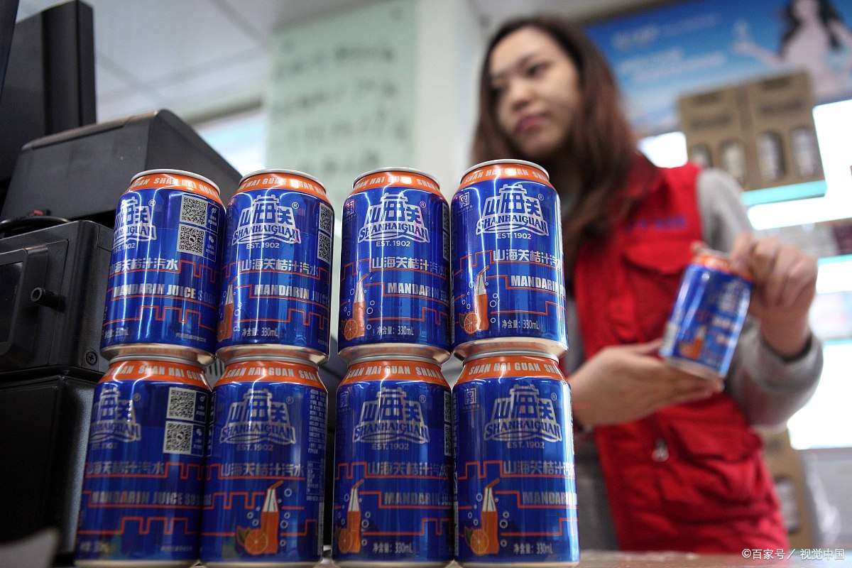 碳酸饮料虽好喝,但长期饮用却对身体有6大危害,你还敢继续喝吗