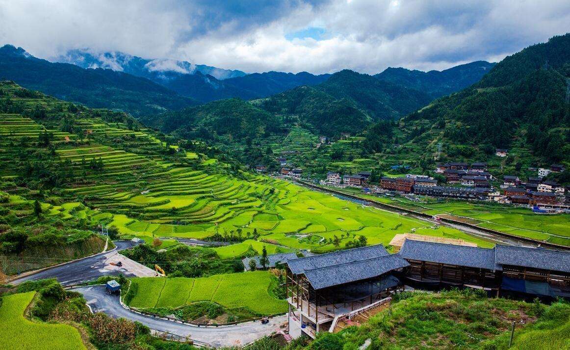 从花海到田园，从古城到山水：贵州九月最值得去的10大景区推荐