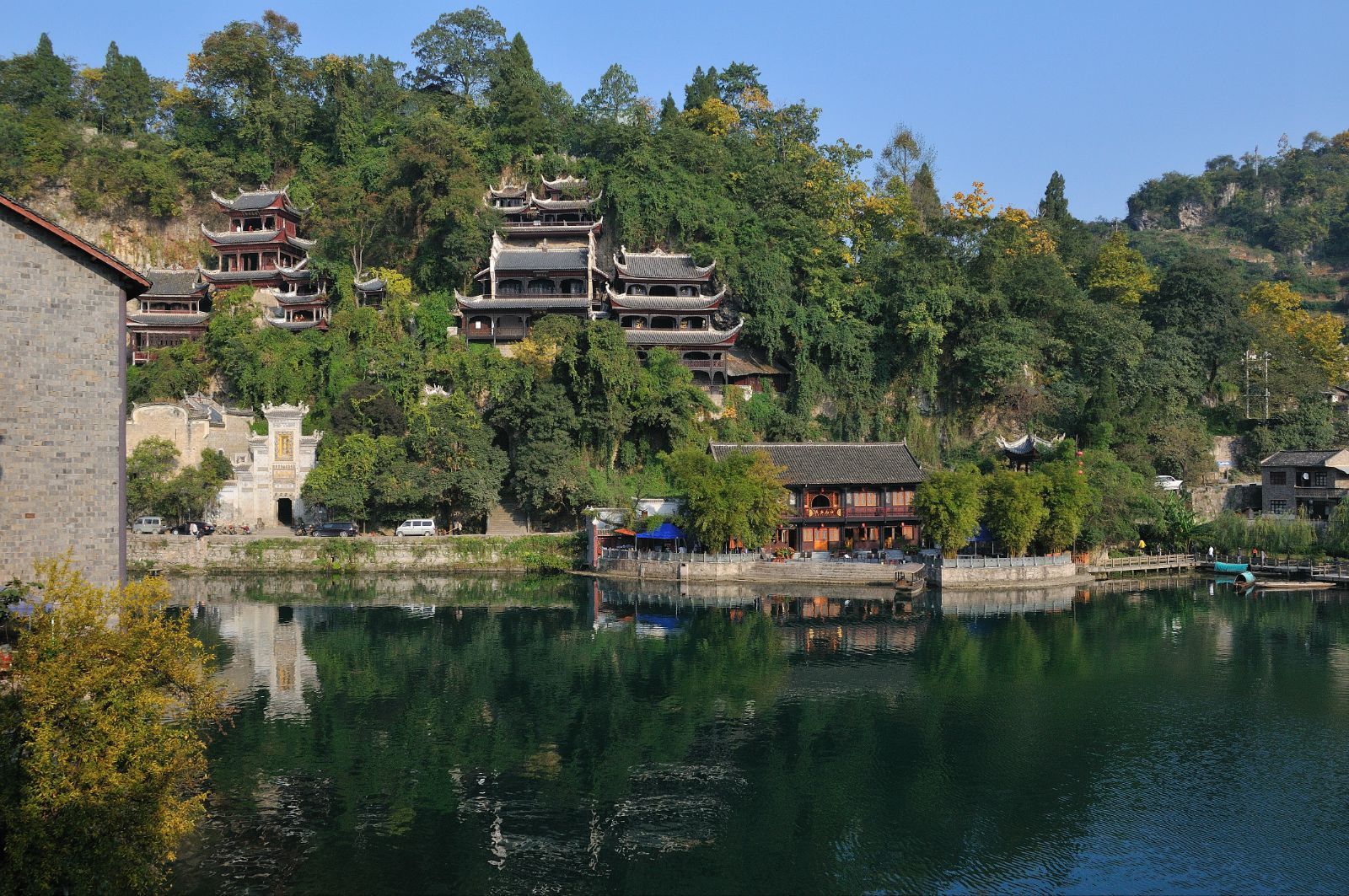 从花海到田园,从古城到山水:贵州九月最值得去的10大景区推荐