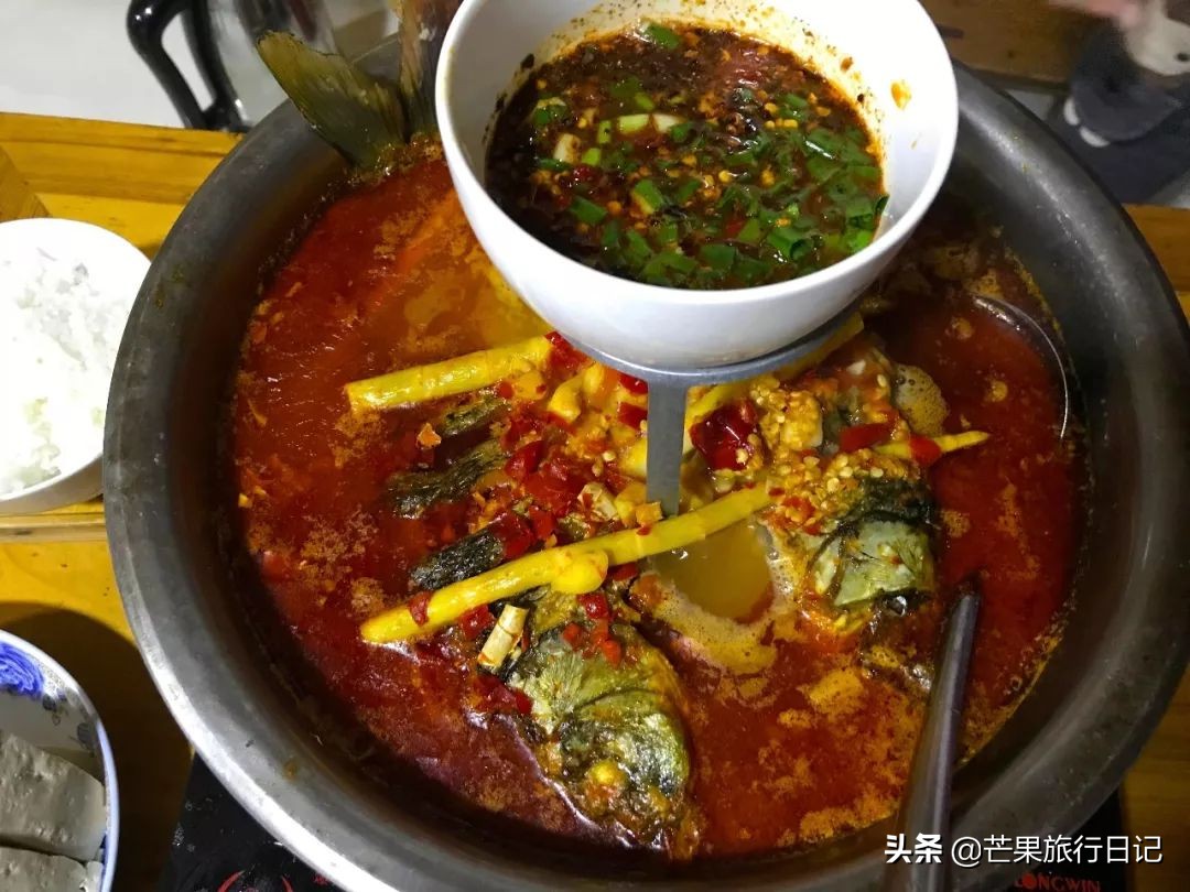 一个女孩3000元玩转贵州半个月旅行攻略,包含交通住宿吃饭明细
