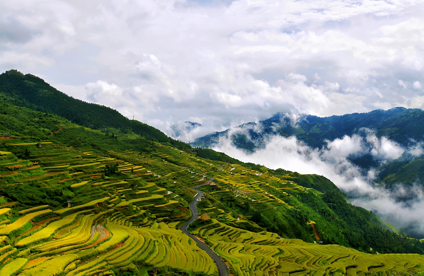 贵州旅行攻略｜来贵州最值得去的10个地方